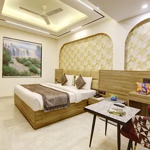 hotel-smart-suites-by-smart-rooms.hotelsdelhi.org/